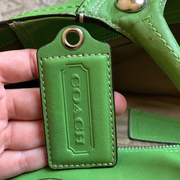 Coach Green Tote Bag Handbag Purse Women Large Shoulder Bag Accessories - Picture 4 of 6